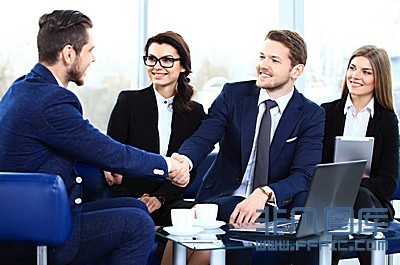金融服务公司转让全解析 合规要点与价值评估指南